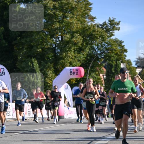 07.09.2025 - BARMER Alsterlauf Dr. Thomas Lammeyer http://msf.ph/oto/8713064 07.09.2025 09:43:53 Laufen 3998, 4132, 5, 8244, 3302 meine-sportfotos.de