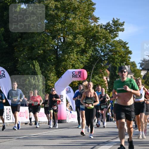 07.09.2025 - BARMER Alsterlauf Dr. Thomas Lammeyer http://msf.ph/oto/8713066 07.09.2025 09:43:53 Laufen 3998, 8147, 6038, 132, 39, 8244, 3302 meine-sportfotos.de