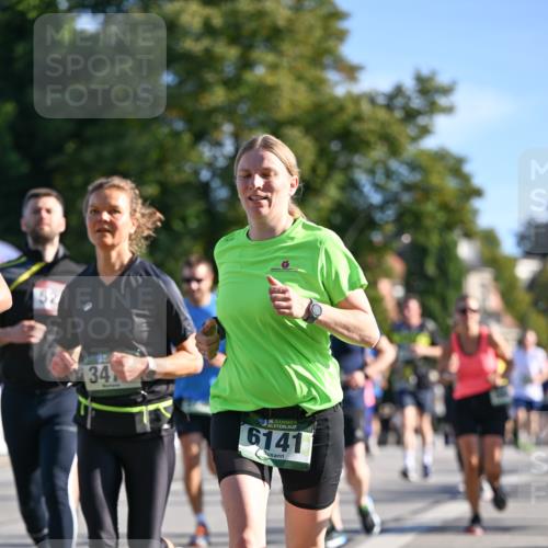 07.09.2025 - BARMER Alsterlauf Dr. Thomas Lammeyer http://msf.ph/oto/8713093 07.09.2025 09:44:00 Laufen 34, 36, 6141 meine-sportfotos.de