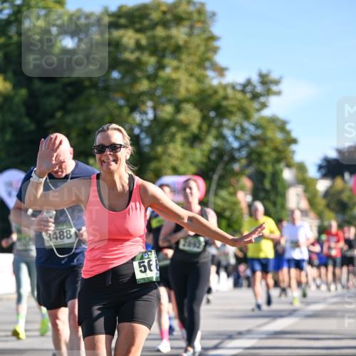 07.09.2025 - BARMER Alsterlauf Dr. Thomas Lammeyer http://msf.ph/oto/8713105 07.09.2025 09:44:04 Laufen 3488, 56, 2892 meine-sportfotos.de