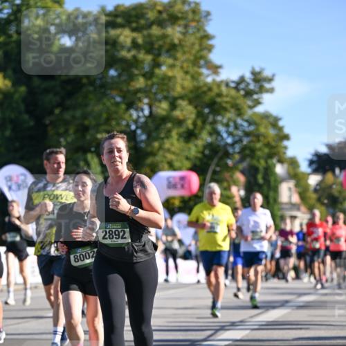 07.09.2025 - BARMER Alsterlauf Dr. Thomas Lammeyer http://msf.ph/oto/8713115 07.09.2025 09:44:05 Laufen 8002, 2892 meine-sportfotos.de