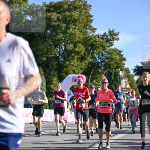 07.09.2025 - BARMER Alsterlauf Dr. Thomas Lammeyer http://msf.ph/oto/8713151 07.09.2025 09:44:11 Laufen 4450, 4449, 3729, 32, 2489, 3236, 3348, 4205 meine-sportfotos.de