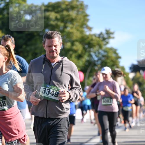 07.09.2025 - BARMER Alsterlauf Dr. Thomas Lammeyer http://msf.ph/oto/8713189 07.09.2025 09:44:18 Laufen 48, 36, 3349 meine-sportfotos.de