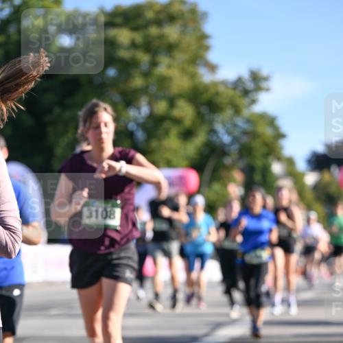 07.09.2025 - BARMER Alsterlauf Dr. Thomas Lammeyer http://msf.ph/oto/8713203 07.09.2025 09:44:20 Laufen 3108 meine-sportfotos.de
