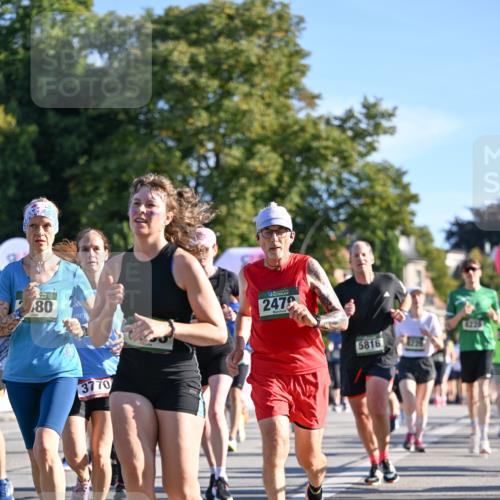 07.09.2025 - BARMER Alsterlauf Dr. Thomas Lammeyer http://msf.ph/oto/8713230 07.09.2025 09:44:24 Laufen 80, 2479, 3770, 5816, 8228 meine-sportfotos.de