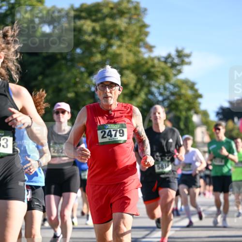 07.09.2025 - BARMER Alsterlauf Dr. Thomas Lammeyer http://msf.ph/oto/8713237 07.09.2025 09:44:25 Laufen 3, 282, 36, 2479, 581 meine-sportfotos.de
