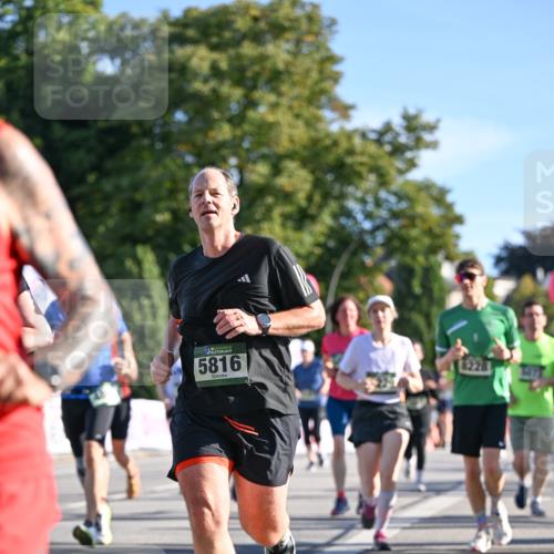 07.09.2025 - BARMER Alsterlauf Dr. Thomas Lammeyer http://msf.ph/oto/8713245 07.09.2025 09:44:26 Laufen 16, 5816, 1228 meine-sportfotos.de