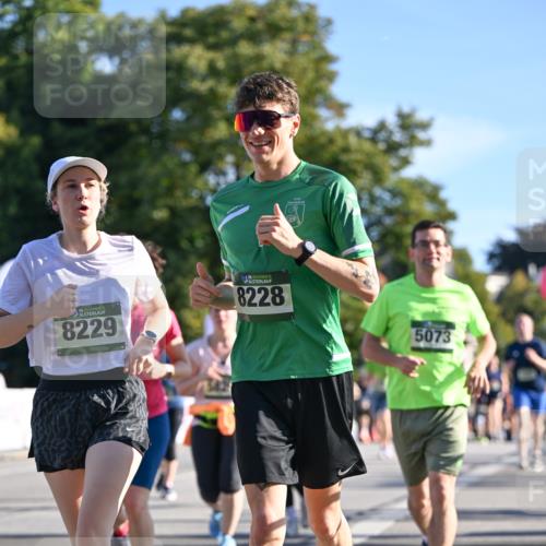 07.09.2025 - BARMER Alsterlauf Dr. Thomas Lammeyer http://msf.ph/oto/8713264 07.09.2025 09:44:29 Laufen 36, 8229, 136, 8228, 5073 meine-sportfotos.de