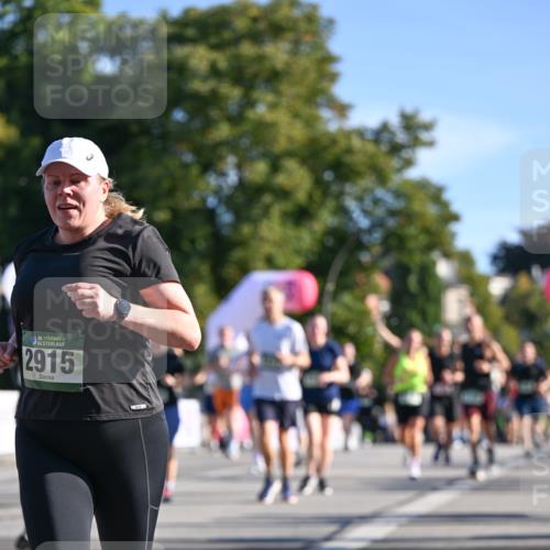 07.09.2025 - BARMER Alsterlauf Dr. Thomas Lammeyer http://msf.ph/oto/8713315 07.09.2025 09:44:37 Laufen 36, 2915 meine-sportfotos.de