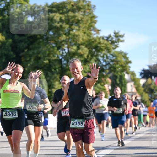 07.09.2025 - BARMER Alsterlauf Dr. Thomas Lammeyer http://msf.ph/oto/8713346 07.09.2025 09:44:43 Laufen 3, 4348, 3757, 313, 8109 meine-sportfotos.de