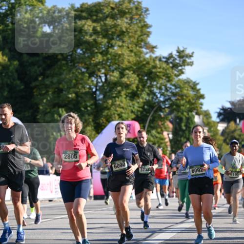 07.09.2025 - BARMER Alsterlauf Dr. Thomas Lammeyer http://msf.ph/oto/8713375 07.09.2025 09:44:47 Laufen 2805, 6090, 3732, 6092, 8195 meine-sportfotos.de