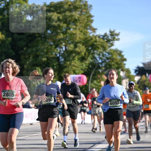 07.09.2025 - BARMER Alsterlauf Dr. Thomas Lammeyer http://msf.ph/oto/8713382 07.09.2025 09:44:48 Laufen 2805, 090, 3732, 6092, 8195 meine-sportfotos.de