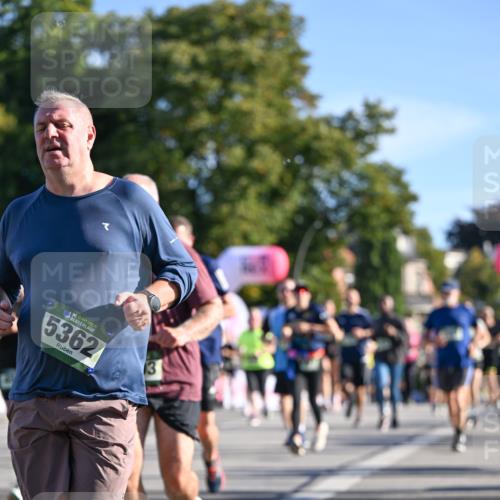 07.09.2025 - BARMER Alsterlauf Dr. Thomas Lammeyer http://msf.ph/oto/8713441 07.09.2025 09:44:58 Laufen 36, 5362, 64 meine-sportfotos.de