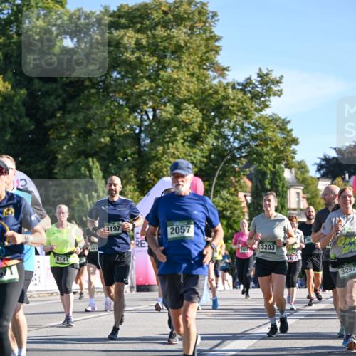 07.09.2025 - BARMER Alsterlauf Dr. Thomas Lammeyer http://msf.ph/oto/8713459 07.09.2025 09:45:01 Laufen 6144, 561, 3197, 2057, 2907, 3203, 14214, 38, 3257 meine-sportfotos.de