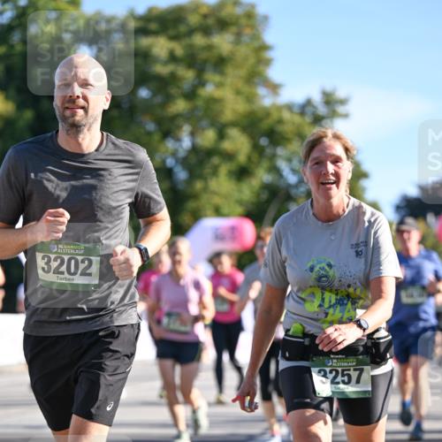 07.09.2025 - BARMER Alsterlauf Dr. Thomas Lammeyer http://msf.ph/oto/8713484 07.09.2025 09:45:05 Laufen 36, 3202, 10, 136, 3257 meine-sportfotos.de