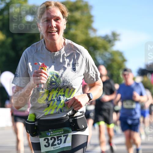 07.09.2025 - BARMER Alsterlauf Dr. Thomas Lammeyer http://msf.ph/oto/8713492 07.09.2025 09:45:06 Laufen 36, 3257, 36 meine-sportfotos.de