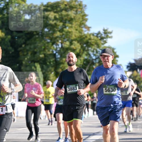 07.09.2025 - BARMER Alsterlauf Dr. Thomas Lammeyer http://msf.ph/oto/8713498 07.09.2025 09:45:07 Laufen 10, 21, 2895, 30, 3883, 5630 meine-sportfotos.de