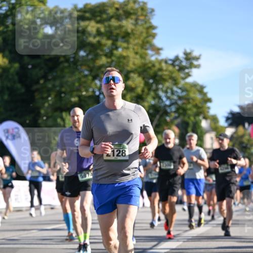 07.09.2025 - BARMER Alsterlauf Dr. Thomas Lammeyer http://msf.ph/oto/8713515 07.09.2025 09:45:11 Laufen 5974, 6, 128, 1296 meine-sportfotos.de