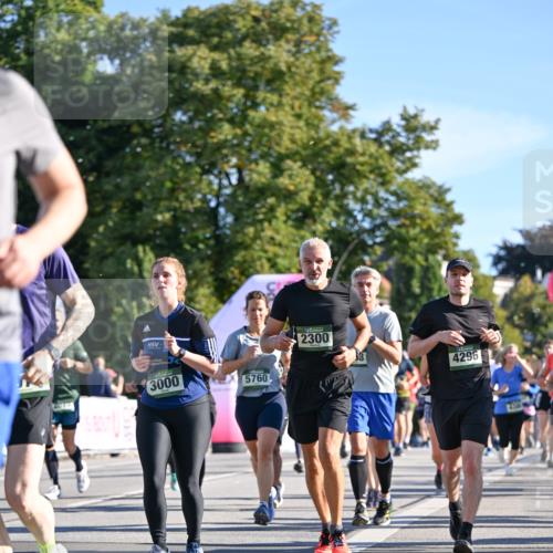 07.09.2025 - BARMER Alsterlauf Dr. Thomas Lammeyer http://msf.ph/oto/8713524 07.09.2025 09:45:12 Laufen 207, 3000, 5760, 2300, 4296, 43 meine-sportfotos.de