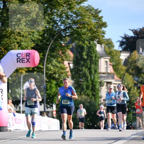 07.09.2025 - BARMER Alsterlauf Dr. Thomas Lammeyer http://msf.ph/oto/8715752 07.09.2025 09:51:52 Laufen 4011, 2905, 4813, 2261 meine-sportfotos.de