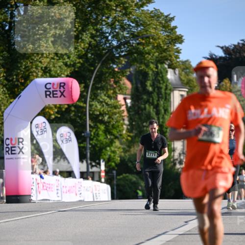 07.09.2025 - BARMER Alsterlauf Dr. Thomas Lammeyer http://msf.ph/oto/8716298 07.09.2025 09:54:28 Laufen 2771, 906, 537 meine-sportfotos.de