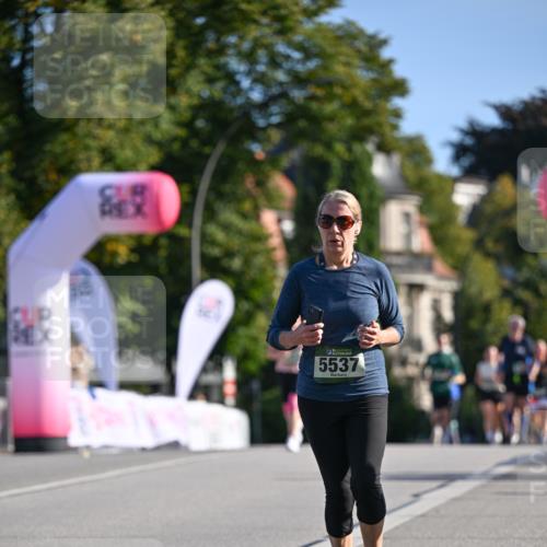 07.09.2025 - BARMER Alsterlauf Dr. Thomas Lammeyer http://msf.ph/oto/8716336 07.09.2025 09:54:36 Laufen 5537 meine-sportfotos.de
