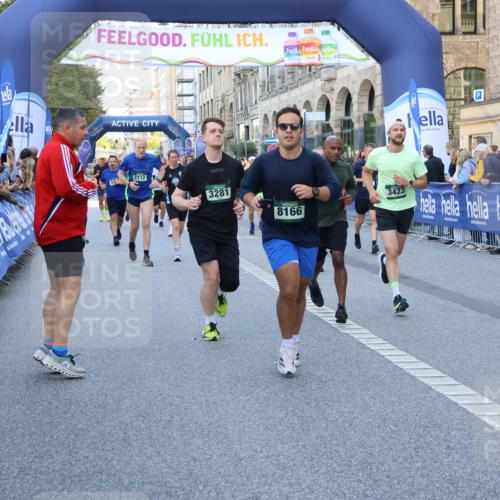 07.09.2025 - BARMER Alsterlauf Strokosch-Dieckow http://msf.ph/oto/8718700 07.09.2025 10:04:32 Ziel 2021, 2120, 2169, 2280, 2436, 2551, 2682, 2945, 2975, 3245, 3507, 3624, 3815, 3850, 3938, 3954, 4513, 4648, 4666, 4733, 4929, 5407, 5559, 5577, 5578, 5815, 5998, 6019, 6117, 6336, 8027, 8206, 8243, 8444 meine-sportfotos.de