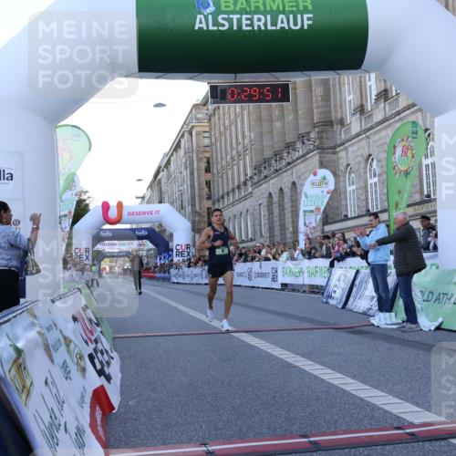 07.09.2025 - BARMER Alsterlauf Strokosch-Dieckow http://msf.ph/oto/8718795 07.09.2025 09:29:50 Ziel 9 meine-sportfotos.de