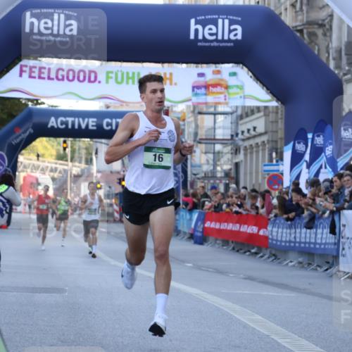 07.09.2025 - BARMER Alsterlauf Strokosch-Dieckow http://msf.ph/oto/8718804 07.09.2025 09:30:32 Ziel 16 meine-sportfotos.de