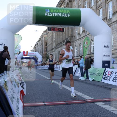 07.09.2025 - BARMER Alsterlauf Strokosch-Dieckow http://msf.ph/oto/8718828 07.09.2025 09:30:44 Ziel 6, 8, 15, 4969 meine-sportfotos.de