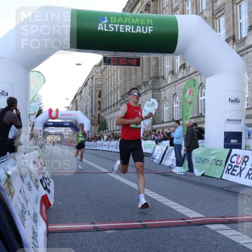 07.09.2025 - BARMER Alsterlauf Strokosch-Dieckow http://msf.ph/oto/8718836 07.09.2025 09:30:47 Ziel 6, 8, 15, 4969 meine-sportfotos.de