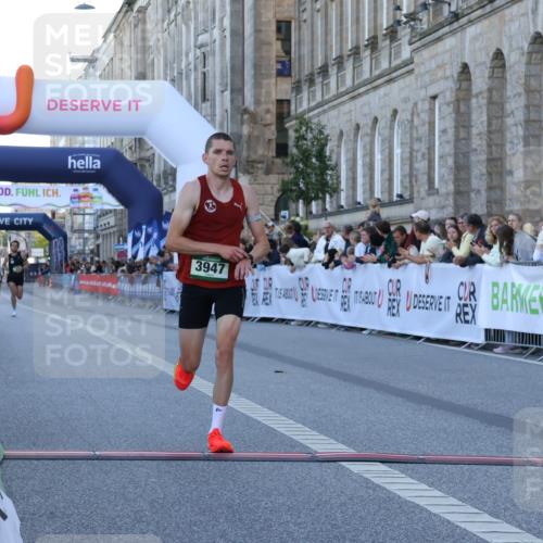 07.09.2025 - BARMER Alsterlauf Strokosch-Dieckow http://msf.ph/oto/8718887 07.09.2025 09:32:17 Ziel 3947, 4370 meine-sportfotos.de