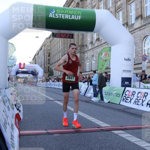 07.09.2025 - BARMER Alsterlauf Strokosch-Dieckow http://msf.ph/oto/8718894 07.09.2025 09:32:19 Ziel 17, 3947, 4370 meine-sportfotos.de