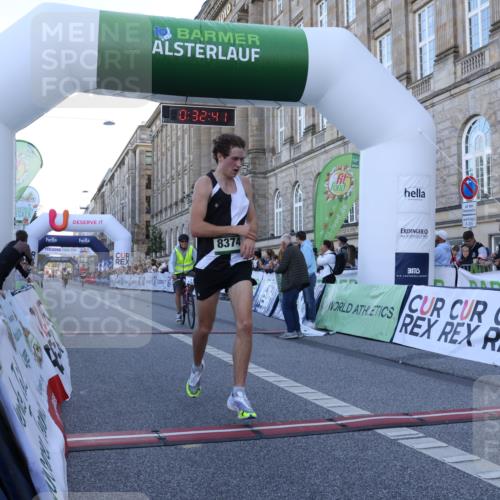 07.09.2025 - BARMER Alsterlauf Strokosch-Dieckow http://msf.ph/oto/8718922 07.09.2025 09:32:40 Ziel 21, 8354, 8374 meine-sportfotos.de