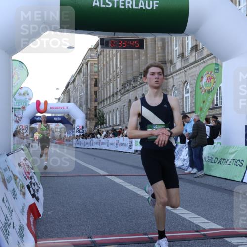 07.09.2025 - BARMER Alsterlauf Strokosch-Dieckow http://msf.ph/oto/8718966 07.09.2025 09:33:44 Ziel 11, 3083, 4961 meine-sportfotos.de