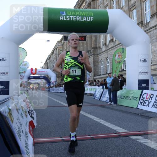 07.09.2025 - BARMER Alsterlauf Strokosch-Dieckow http://msf.ph/oto/8718973 07.09.2025 09:33:46 Ziel 11, 3083, 4961 meine-sportfotos.de