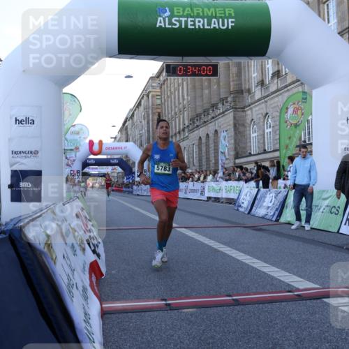 07.09.2025 - BARMER Alsterlauf Strokosch-Dieckow http://msf.ph/oto/8718984 07.09.2025 09:33:58 Ziel 22, 5783, 8199 meine-sportfotos.de