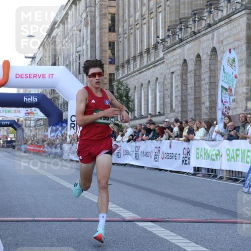 07.09.2025 - BARMER Alsterlauf Strokosch-Dieckow http://msf.ph/oto/8718990 07.09.2025 09:34:02 Ziel 5783, 8199 meine-sportfotos.de