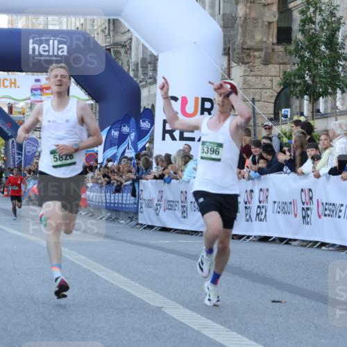 07.09.2025 - BARMER Alsterlauf Strokosch-Dieckow http://msf.ph/oto/8719037 07.09.2025 09:34:43 Ziel 14, 23, 5396, 5826 meine-sportfotos.de