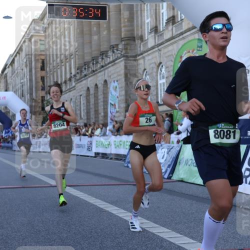 07.09.2025 - BARMER Alsterlauf Strokosch-Dieckow http://msf.ph/oto/8719128 07.09.2025 09:35:32 Ziel 26, 3514, 8012, 8081, 8204 meine-sportfotos.de