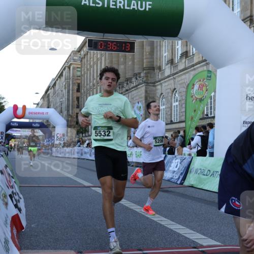 07.09.2025 - BARMER Alsterlauf Strokosch-Dieckow http://msf.ph/oto/8719192 07.09.2025 09:36:11 Ziel 3422, 3841, 4041, 4614, 5206, 5532, 5754, 6316, 8008 meine-sportfotos.de