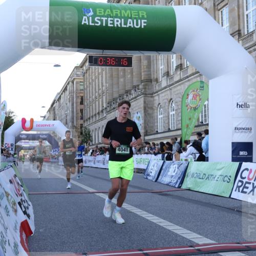 07.09.2025 - BARMER Alsterlauf Strokosch-Dieckow http://msf.ph/oto/8719198 07.09.2025 09:36:14 Ziel 3422, 4041, 4614, 5206, 5354, 5532, 5754 meine-sportfotos.de