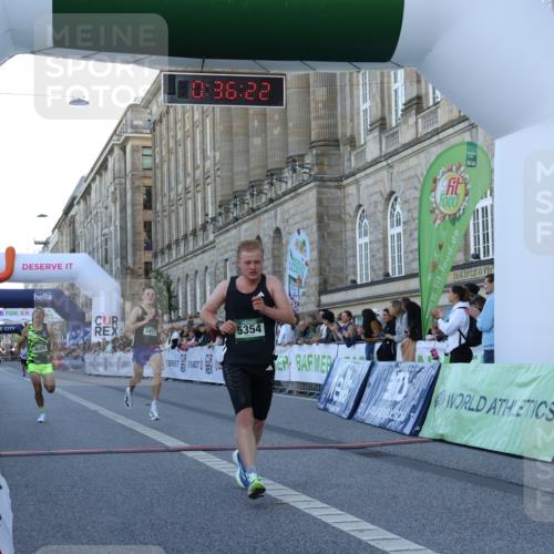 07.09.2025 - BARMER Alsterlauf Strokosch-Dieckow http://msf.ph/oto/8719215 07.09.2025 09:36:20 Ziel 3417, 3422, 4614, 4685, 5354, 5754 meine-sportfotos.de