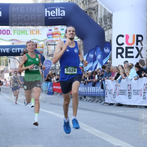 07.09.2025 - BARMER Alsterlauf Strokosch-Dieckow http://msf.ph/oto/8719261 07.09.2025 09:36:47 Ziel 4853, 5660, 5748, 5924 meine-sportfotos.de