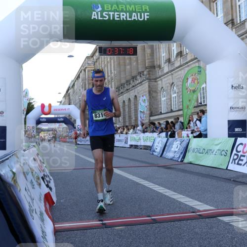 07.09.2025 - BARMER Alsterlauf Strokosch-Dieckow http://msf.ph/oto/8719303 07.09.2025 09:37:17 Ziel 4253, 5370, 5374, 5429, 6068, 8314 meine-sportfotos.de