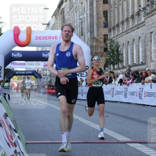 07.09.2025 - BARMER Alsterlauf Strokosch-Dieckow http://msf.ph/oto/8719325 07.09.2025 09:37:34 Ziel 5171, 5967, 6128 meine-sportfotos.de