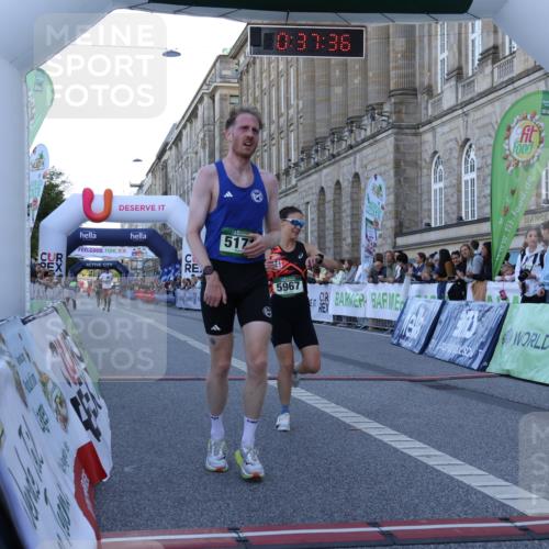 07.09.2025 - BARMER Alsterlauf Strokosch-Dieckow http://msf.ph/oto/8719328 07.09.2025 09:37:35 Ziel 5171, 5967, 6128 meine-sportfotos.de