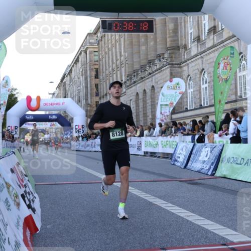 07.09.2025 - BARMER Alsterlauf Strokosch-Dieckow http://msf.ph/oto/8719385 07.09.2025 09:38:17 Ziel 4800, 4997, 5566, 8128 meine-sportfotos.de