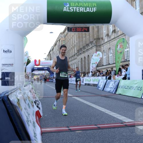 07.09.2025 - BARMER Alsterlauf Strokosch-Dieckow http://msf.ph/oto/8719394 07.09.2025 09:38:22 Ziel 4595, 4800, 4997, 5566, 6024 meine-sportfotos.de