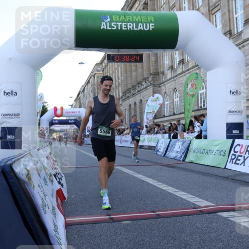 07.09.2025 - BARMER Alsterlauf Strokosch-Dieckow http://msf.ph/oto/8719396 07.09.2025 09:38:23 Ziel 4595, 4800, 4997, 5566, 6024 meine-sportfotos.de